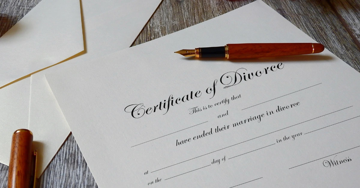 A Pen Over a Foreign Divorce Opinion Letter