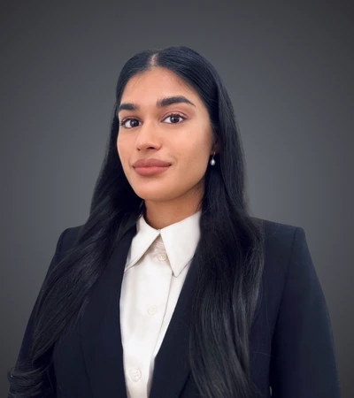 Miriam Khattaks - Associate Lawyer